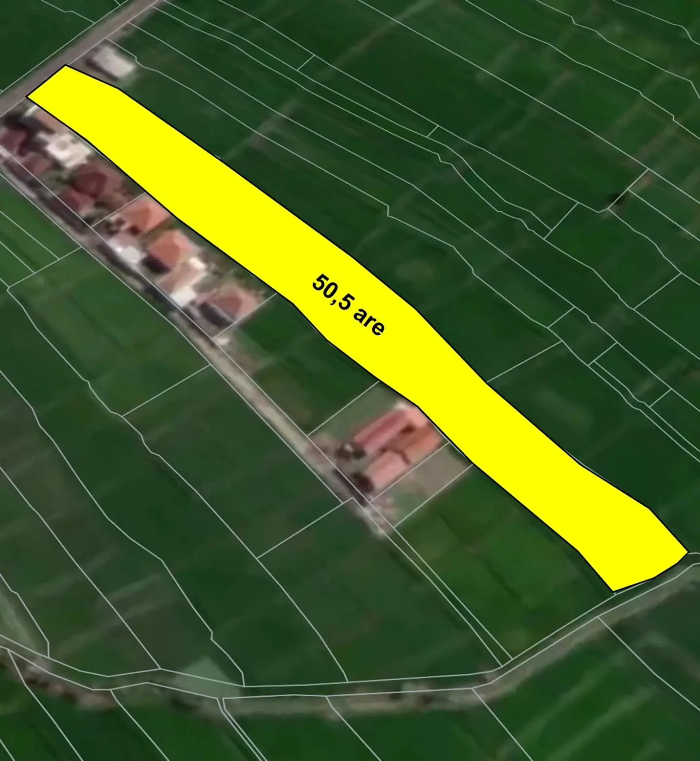 Leased Land Limited To Cemagi Beach Roadside