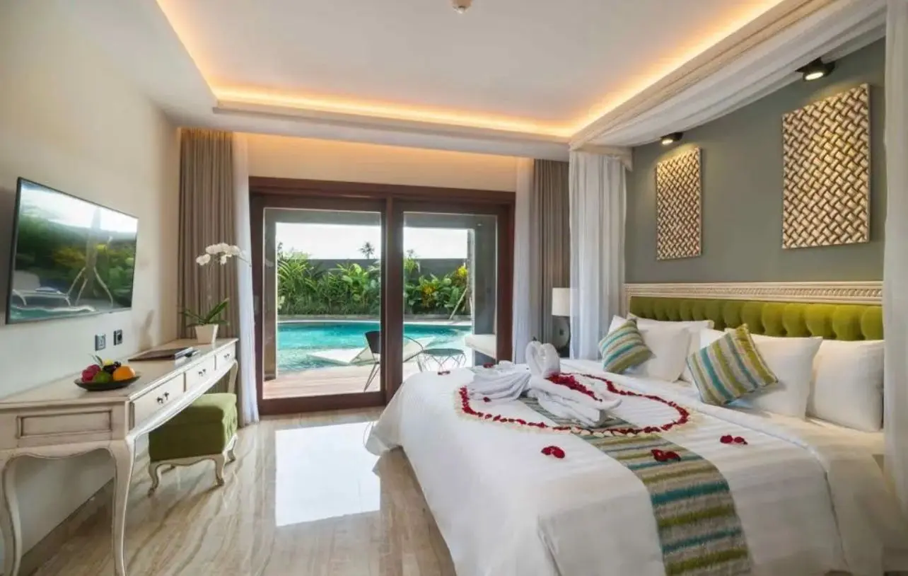 4 Stars Hotel In Pererenan Beach  Canggu