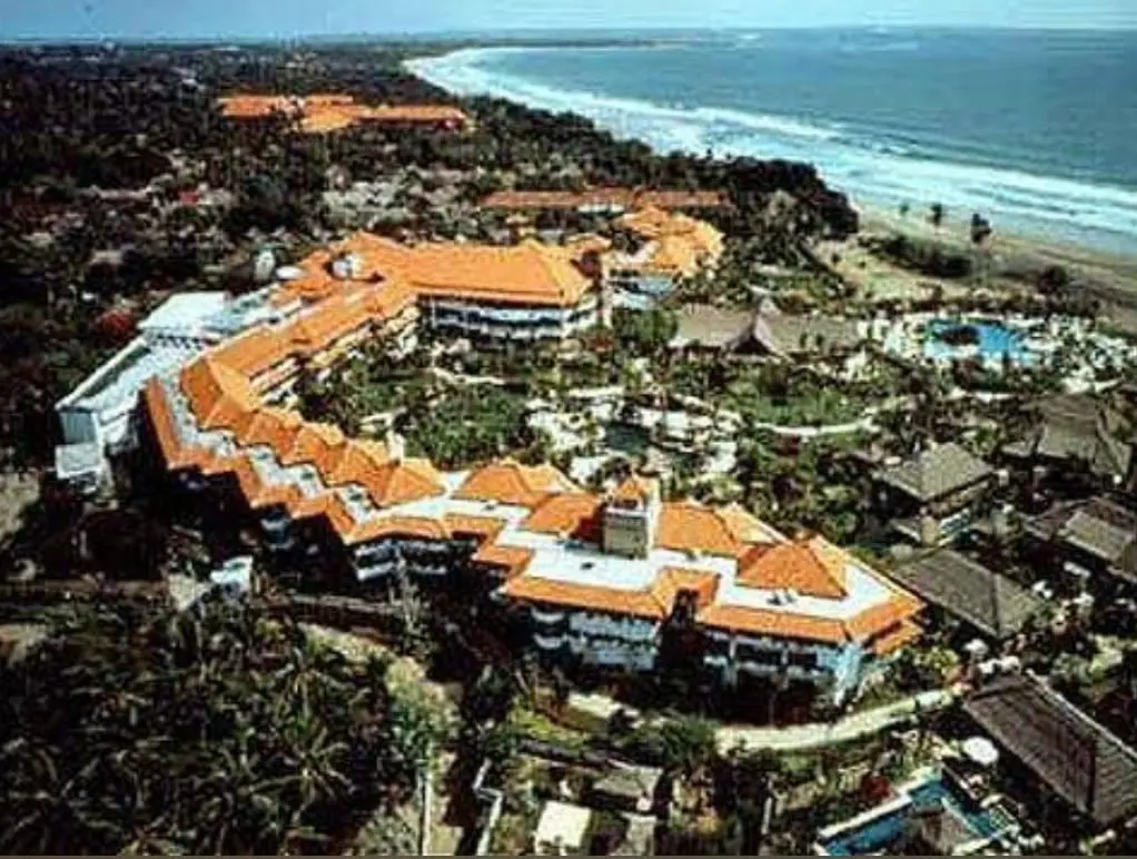 Beach Front Hotel The Royal Seminyak