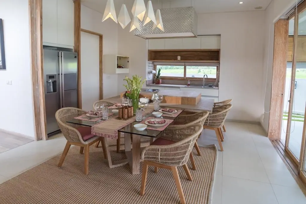 Tranquil Elegance: Luxurious Villa in the Heart of Cemagi